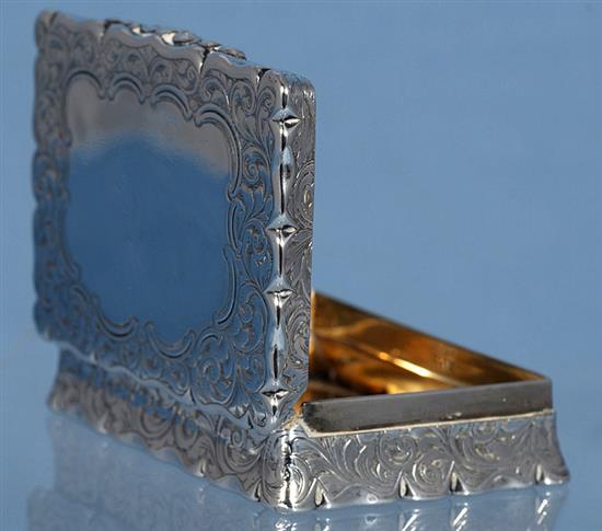 A Victorian silver snuff box, by Edward Smith, Length 73mm Weight 2.9oz/93grms